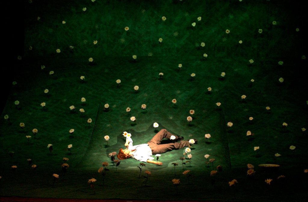Margarethe, Oper von Charles Gounod, Nordharzer Städtebundtheater Halberstadt/ Quedlinburg, 2005, Regie/ Bühnenbild: Cornelia Just, Bühnenbild/ Ausstattung: Wiebke Horn, Musikalische Leitung: GMD Johannes Rieger, Fotos: Jan Mollerus