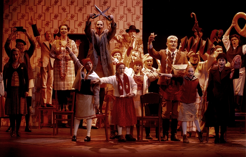 La Bohème, Oper von Giacomo Puccini, Mittelsächsisches Theater Freiberg, 2004, Regie: Cornelia Just, Bühnenbild: Cornelia Just/ Wiebke Horn, Kostüme: Wiebke Horn, Musikalische Leitung: Hinrich Horstkotte, Fotos: Detlev Müller