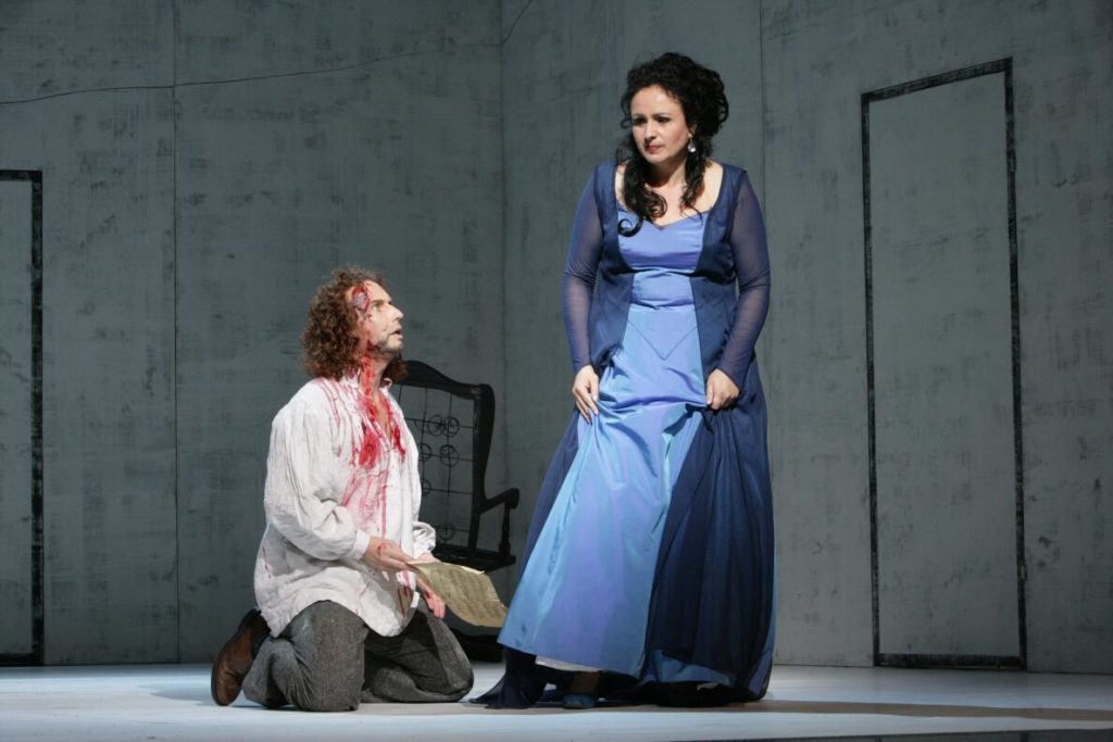 Tosca, Oper in drei Akten von Giacomo Puccini, Landesbühnen Sachsen, 2007, Regie: Horst O. Kupich, Bühnenbild und Kostüme: Cornelia Just , Musikalische Leitung: Michele Carulli, Fotos: Hagen König