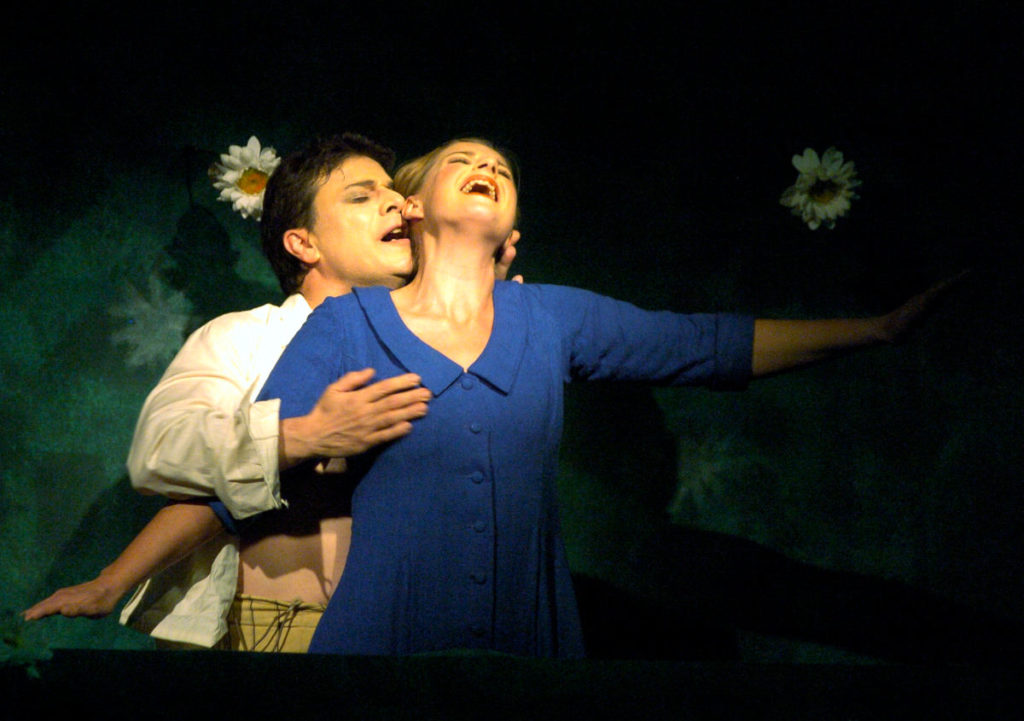Margarethe, Oper von Charles Gounod, Nordharzer Städtebundtheater Halberstadt/ Quedlinburg, 2005, Regie/ Bühnenbild: Cornelia Just, Bühnenbild/ Ausstattung: Wiebke Horn, Musikalische Leitung: GMD Johannes Rieger, Fotos: Jan Mollerus