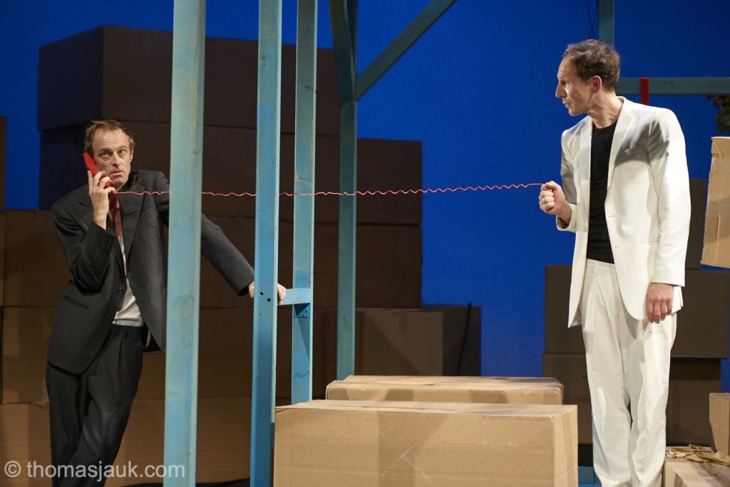 Haus blaues Wunder, Theaterstück, Hans-Otto-Theater Potsdam, 2018, Regie: Ulrike Müller, Bühnenbild: Jan Lehmann, Kostüme: Cornelia Just, Fotos: Thomas Maximilian Jauk